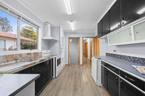 Photo of property in 437 Don Buck Road, Massey, Auckland, 0614