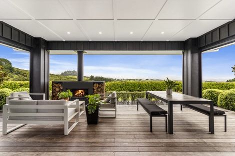 Photo of property in 1 Jack Barry Road, Waitoki, Albany, 0794