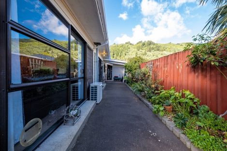 Photo of property in 77b Hampden Street, Picton, 7220