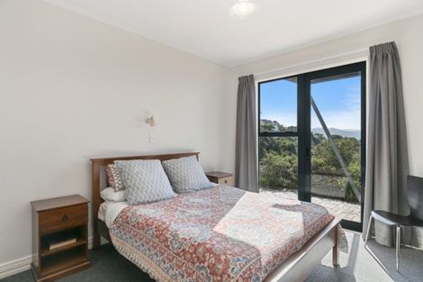 Photo of property in 46 Apuka Street, Brooklyn, Wellington, 6021