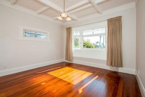 Photo of property in 120 West End Road, Westmere, Auckland, 1022