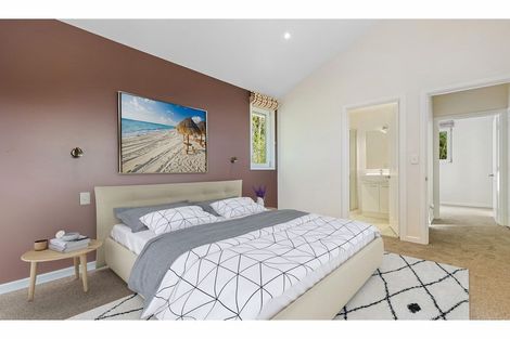 Photo of property in 8 Glas Brae, Governors Bay, Lyttelton, 8971