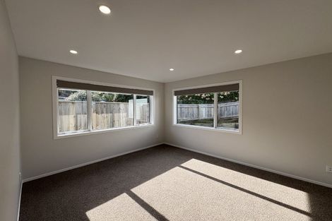 Photo of property in 1/5 Tawa Terrace, Tawa, Wellington, 5028