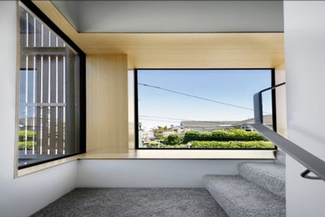 Photo of property in 76 Brougham Street, Mount Victoria, Wellington, 6011