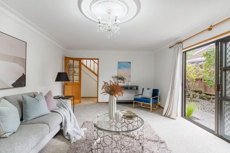 Photo of property in 46a East Coast Road, Milford, Auckland, 0620
