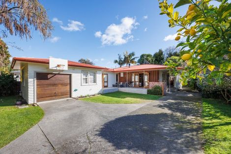Photo of property in 7 Erin Street, Hokowhitu, Palmerston North, 4410