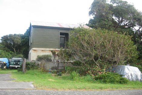Photo of property in 18 Ocean Road, Paekakariki, 5034