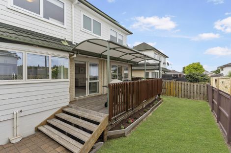 Photo of property in 1/270 Cascades Road, Botany Downs, Auckland, 2010