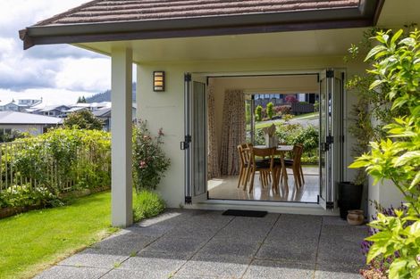 Photo of property in 24 Botanical Heights Drive, Waipahihi, Taupo, 3330