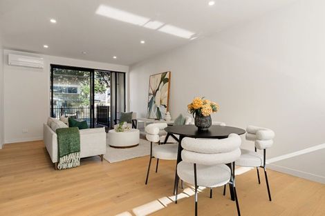 Photo of property in 3/152 The Parade, Island Bay, Wellington, 6023