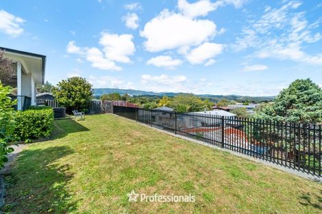 Photo of property in 3 Utah Grove, Totara Park, Upper Hutt, 5018
