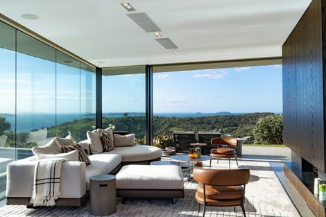 Photo of property in 89 Nick Johnstone Drive, Waiheke Island, 1971