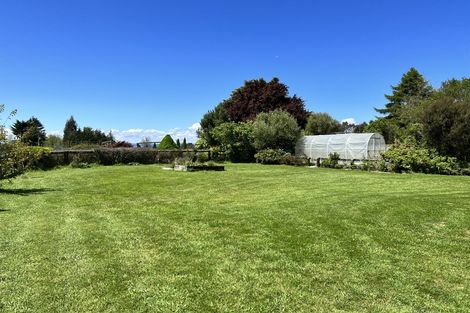 Photo of property in 17 Parerohi Grove, Kuratau, Turangi, 3381