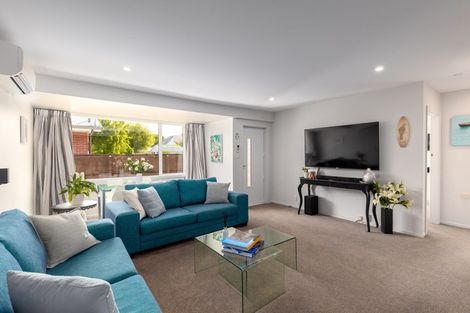 Photo of property in 2/9 Erica Street, Papanui, Christchurch, 8053