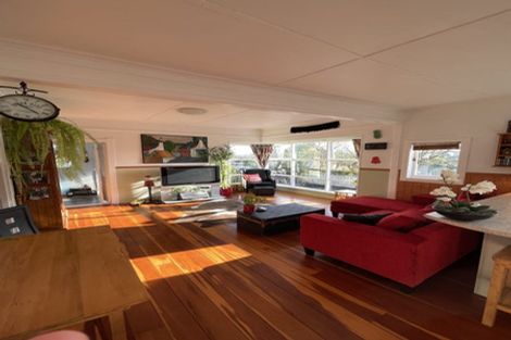 Photo of property in 2/9 Copley Street, New Lynn, Auckland, 0600