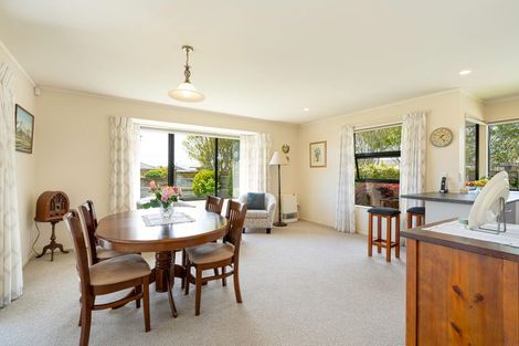 Photo of property in 12 Corfe Castle Lane, Levin, 5510