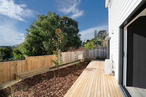 Photo of property in 16d Dianthus Place, Browns Bay, Auckland, 0630