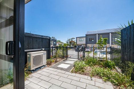 Photo of property in 4 Jabuka Street, Glen Eden, Auckland, 0602