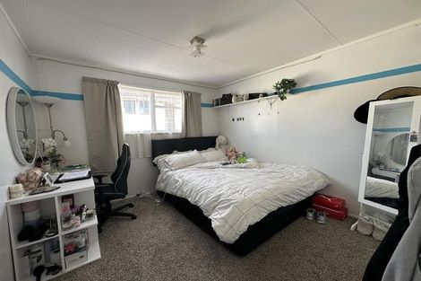 Photo of property in 18 Rangituhi Crescent, Takapuwahia, Porirua, 5022
