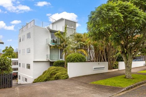 Photo of property in 9g Emmett Street, Herne Bay, Auckland, 1011