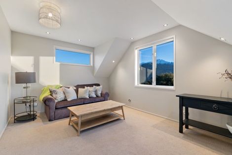 Photo of property in 24 Briar Bank Drive, Wanaka, 9305