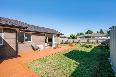 Photo of property in 7 Kikorangi Way, Paraparaumu, 5032