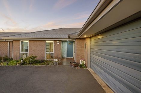 Photo of property in 35 Beech Drive, Rangiora, 7400