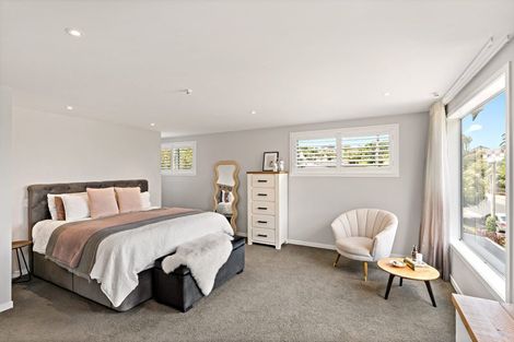 Photo of property in 16 Rewi Street, Torbay, Auckland, 0630