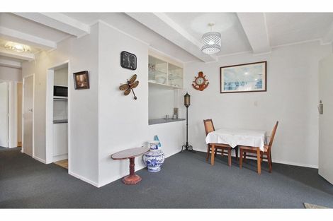 Photo of property in 2/46 Chartwell Avenue, Glenfield, Auckland, 0629