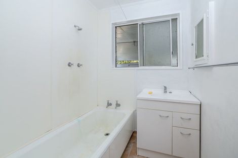 Photo of property in 6 Farrier Grove, Featherston, 5710