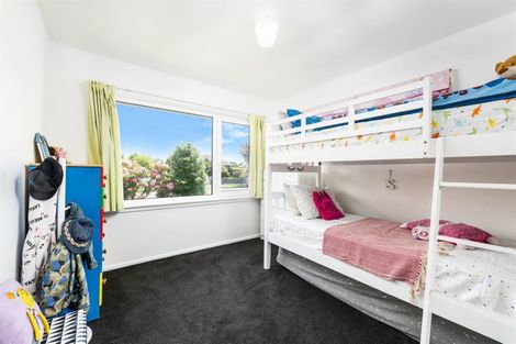 Photo of property in 18 Charlcott Street, Burnside, Christchurch, 8053