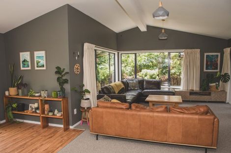 Photo of property in 123 Mapara Road, Acacia Bay, Taupo, 3385