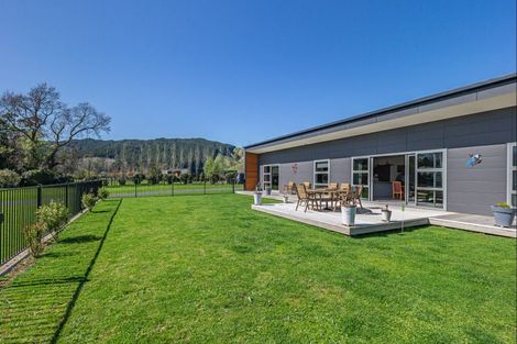 Photo of property in 116 Gladstone Road, Levin, 5571