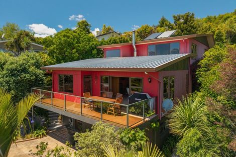 Photo of property in 104 Arapiki Road, Stoke, Nelson, 7011