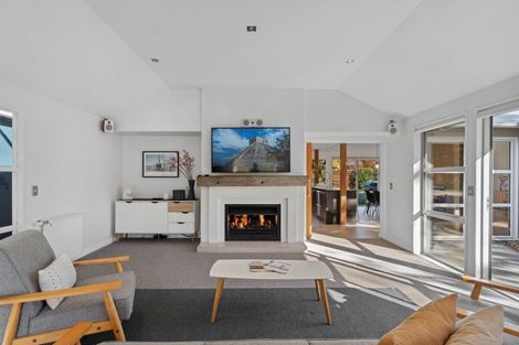 Photo of property in 5 Crawford Place, Lake Hayes, Queenstown, 9304