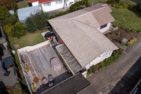 Photo of property in 21 Lisa Rise, Half Moon Bay, Auckland, 2012