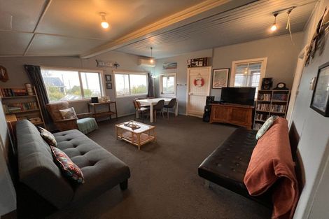 Photo of property in 12 Rata Street, Kaka Point, Balclutha, 9271