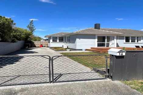 Photo of property in 16 Sherwill Street East, Feilding, 4702