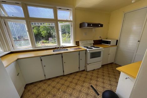 Photo of property in 4 Greenfield Street, Hector, 7822