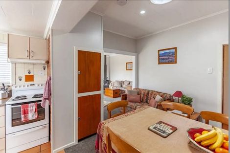 Photo of property in 17 Harris Street, Greenmeadows, Napier, 4112