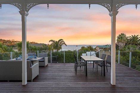 Photo of property in 1047 Whangaparaoa Road, Tindalls Beach, Whangaparaoa, 0930