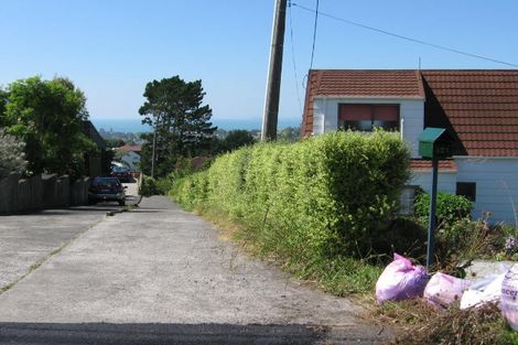 Photo of property in 921 East Coast Road, Northcross, Auckland, 0632