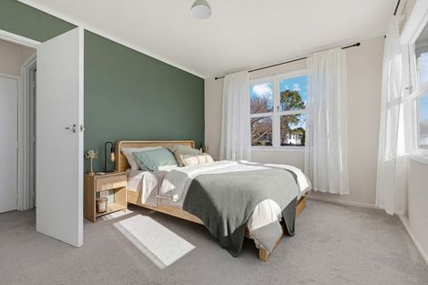 Photo of property in 38 Sunvue Road, Glen Eden, Auckland, 0602