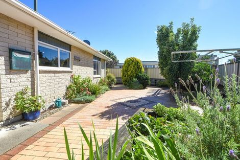 Photo of property in 65 Park Road, Carterton, 5713