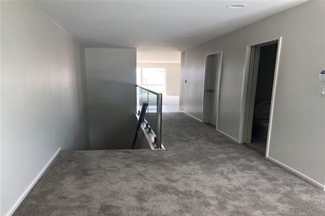 Photo of property in 8 Puhakehake Place, Flat Bush, Auckland, 2019