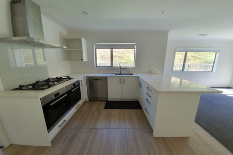 Photo of property in 12 Gatley Grove, Churton Park, Wellington, 6037