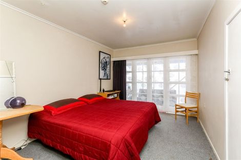 Photo of property in 220 Powderham Street, New Plymouth, 4310