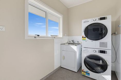 Photo of property in 37 Hooper Avenue, Pukekohe, 2120