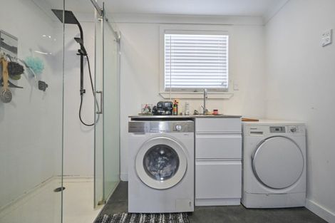 Photo of property in 410 Lascelles Street, Saint Leonards, Hastings, 4120