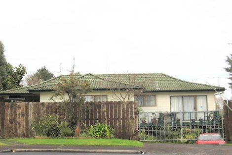 Photo of property in 4 Wesleydale Place, Papakura, 2110